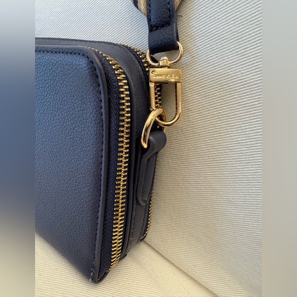 Anne Klein Dark Blue and Beige Crossbody Bag - Picture 7 of 12